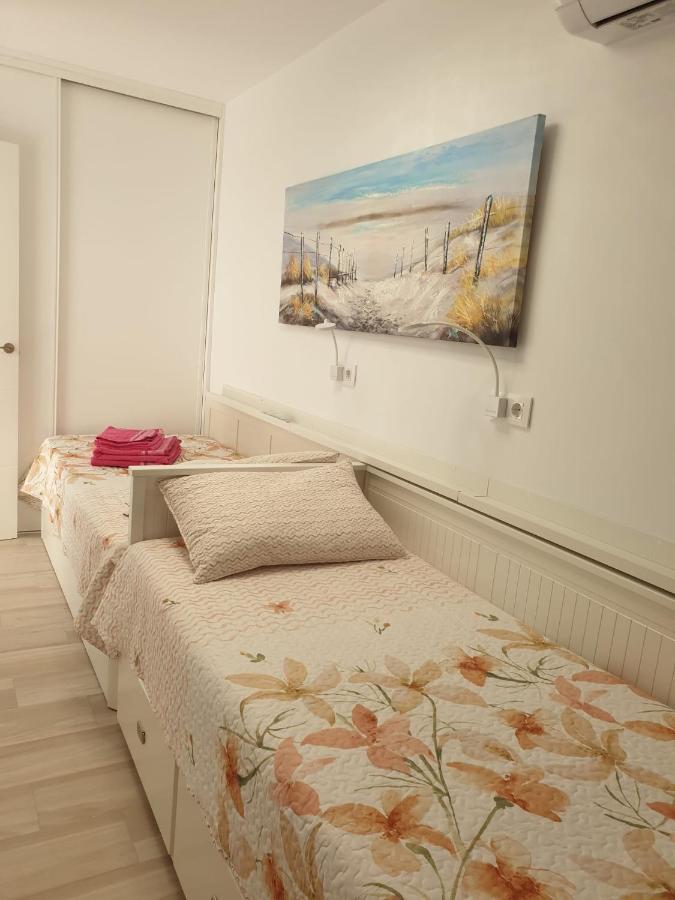 Vistas Al Mar Desde La Playa De El Rihuete En Puerto De Mazarron Apartment Ngoại thất bức ảnh